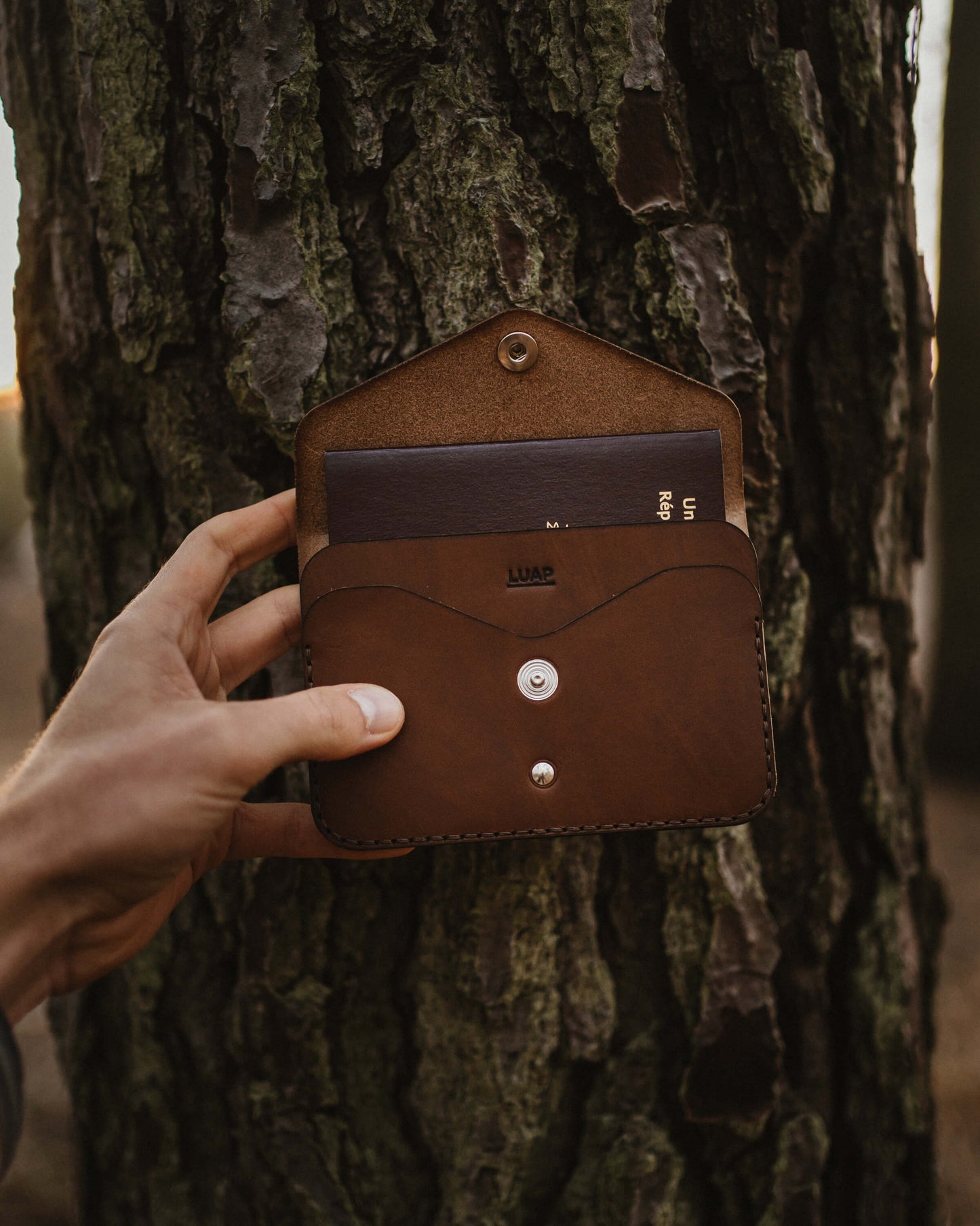Leather Passport Holder Full Grain Vegetable Tanned - LUAP